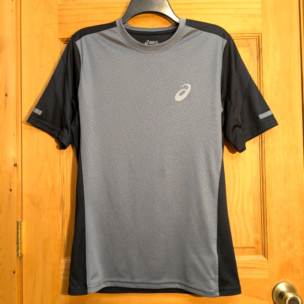 Asics Boy's Medium Shirt Short Sleeve Activewear Outdoor Athletic Gray Black